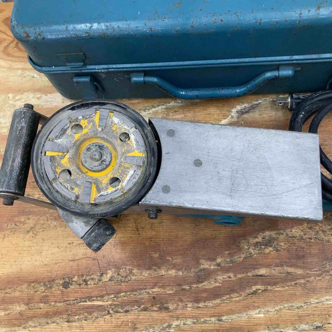 ◇マキタ(makita) 110mmコンクリートカンナ PC1100【柏店】