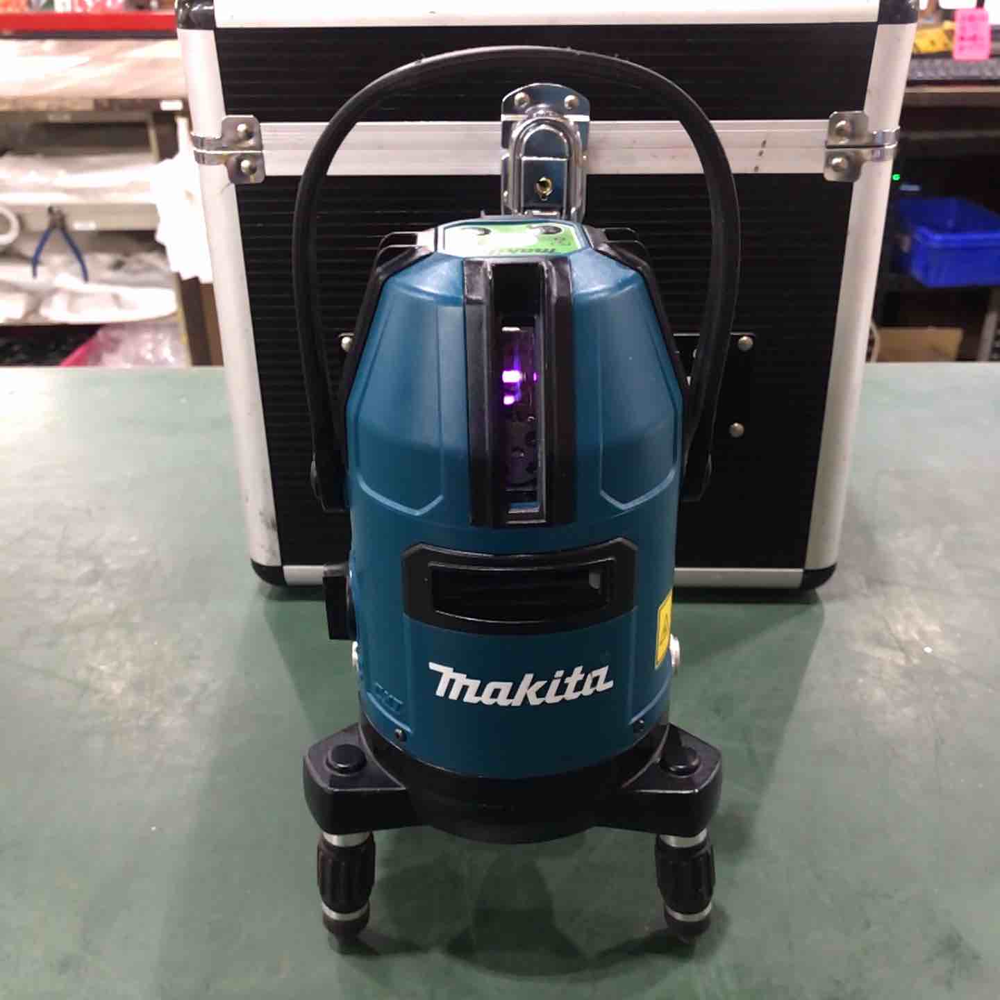 ◇マキタ(makita) グリーンレーザー墨出し器 SK40GD【川口店