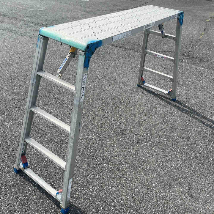 【店頭受取り限定】◇アルインコ(ALINCO) アルミ製レベル調節式作業台 CSR-150 マイティベース 足場台 立ち馬【岩槻店】
