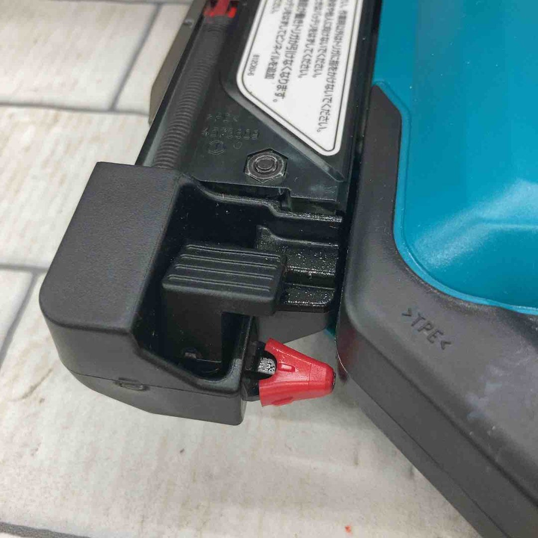 ★マキタ(makita) コードレスピンネイラ PT353DZK【所沢店】