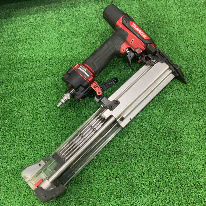 ★マキタ(makita) 高圧フィニッシュネイラ AF552H 動作確認済【川口店】