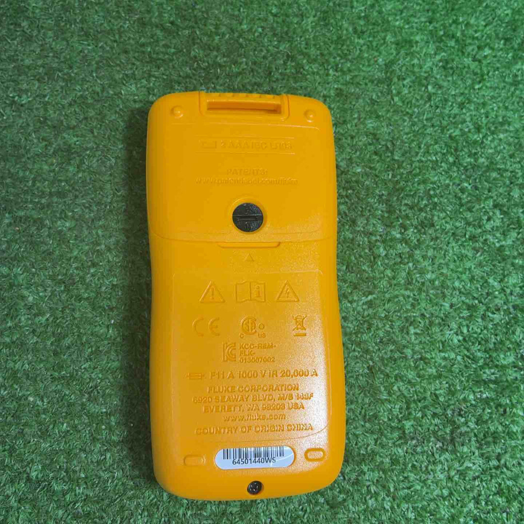 【美品】【藤沢店】FLUKE (フルーク) ポケットサイズ・マルチメータ(バックライト付多機能型)【国内正規品】 107