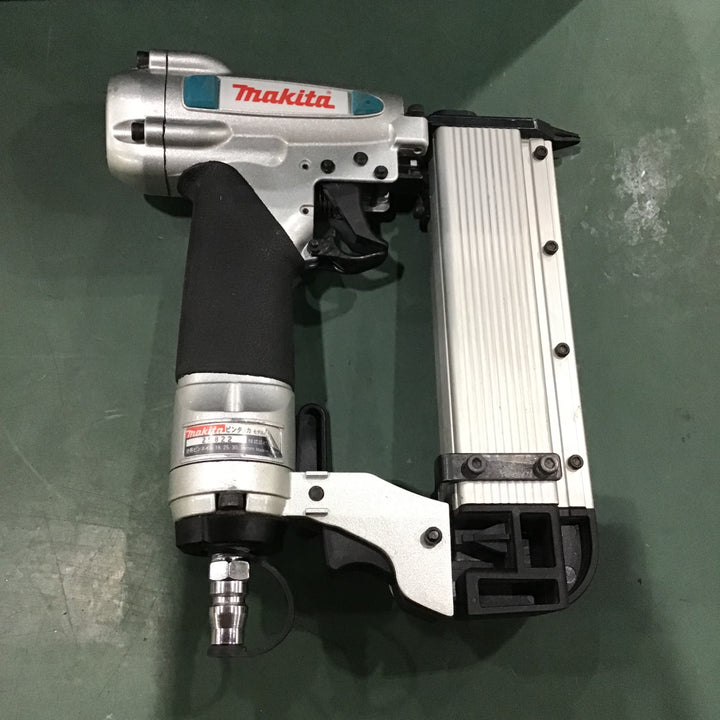 ★マキタ(makita) 常圧ピンネイラ AF351【川口店】
