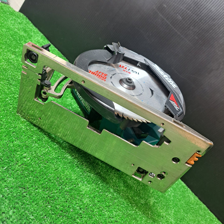 ★マキタ(makita) コードレス丸のこ HS001GZ 40Vmax2.5Ahバッテリー付き【岩槻店】