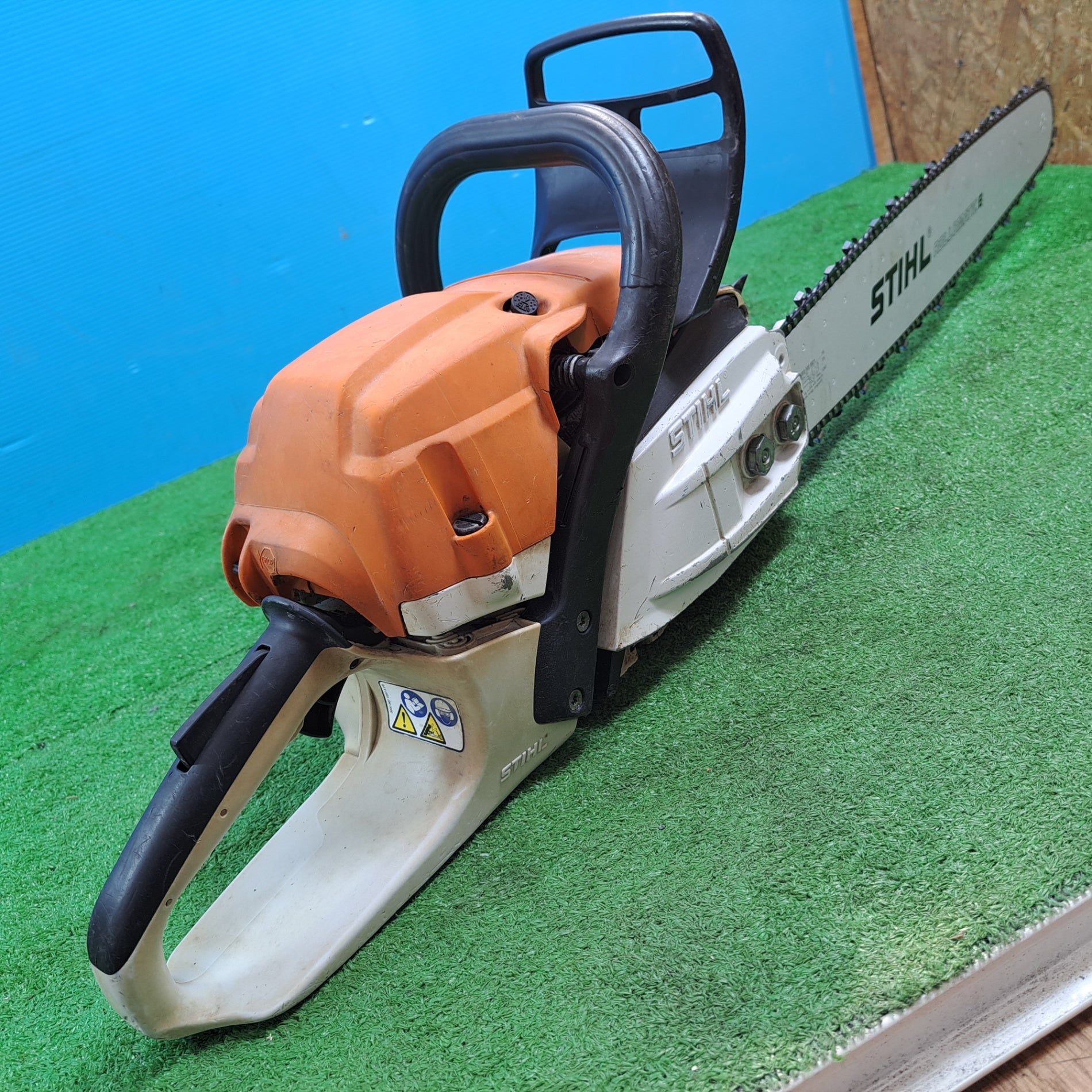 中古品 STIHL エンジンチェーンソー MS261C STIHL スチール 2026年最新 