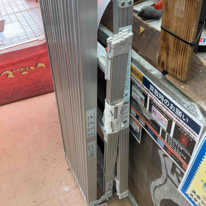 【店頭受取り限定】◇ハセガワ 脚部伸縮式足場台 DRSW-1200C【草加店】