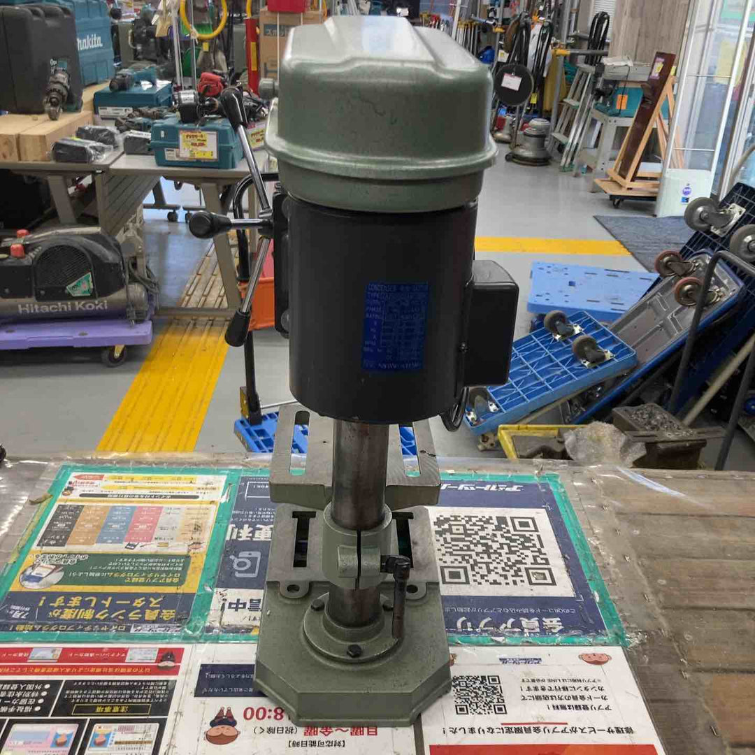 ◇マキタ(makita) 卓上ボール盤 TB130　ベルト交換推奨【戸田店】