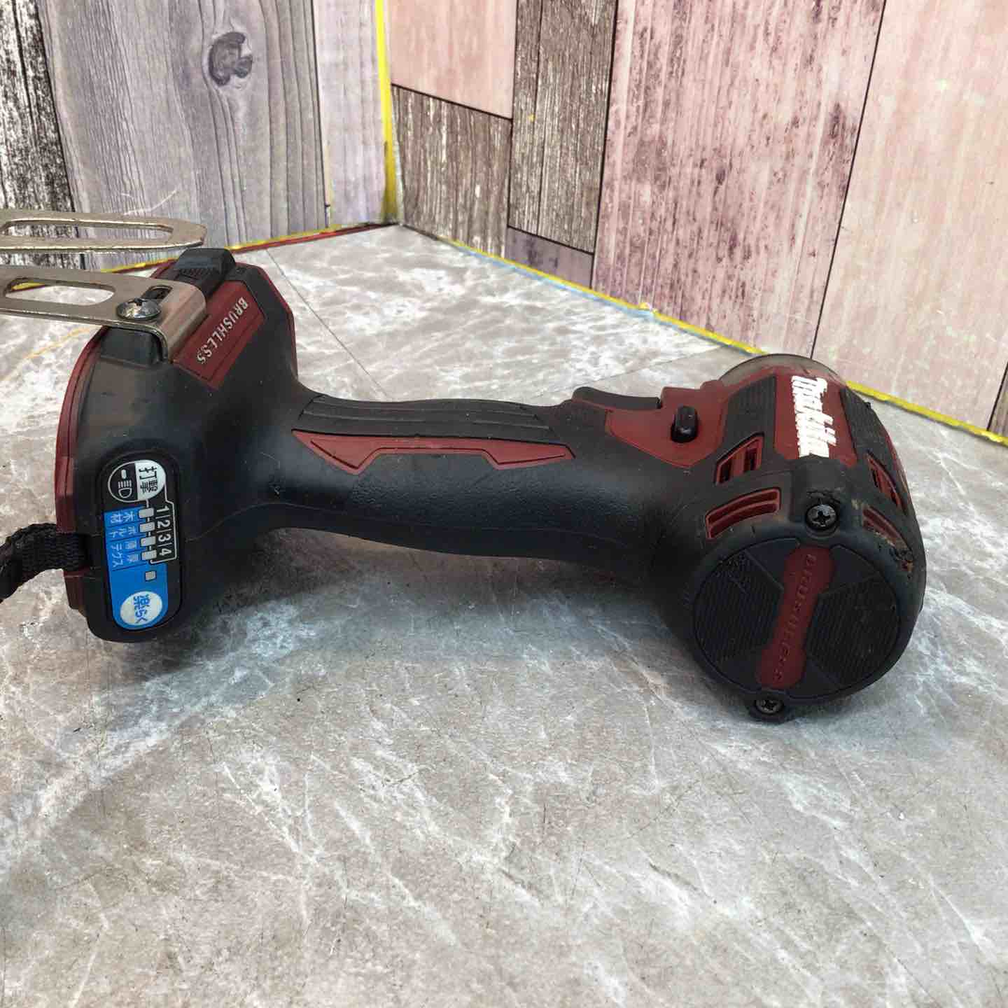 ☆マキタ(makita) コードレスインパクトドライバー TD173DGXAR