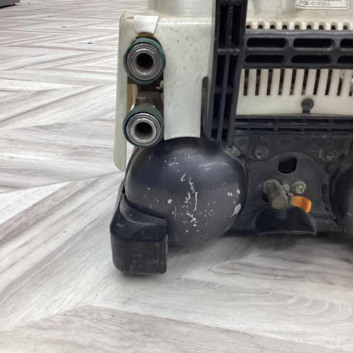 ★マキタ(makita) エアコンプレッサー AC400XW【越谷店】