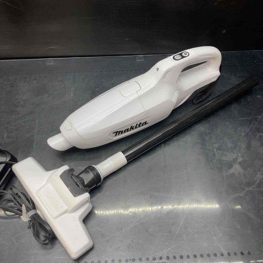 ◇マキタ(makita) コードレスクリーナ CL107FDZW【川越店】