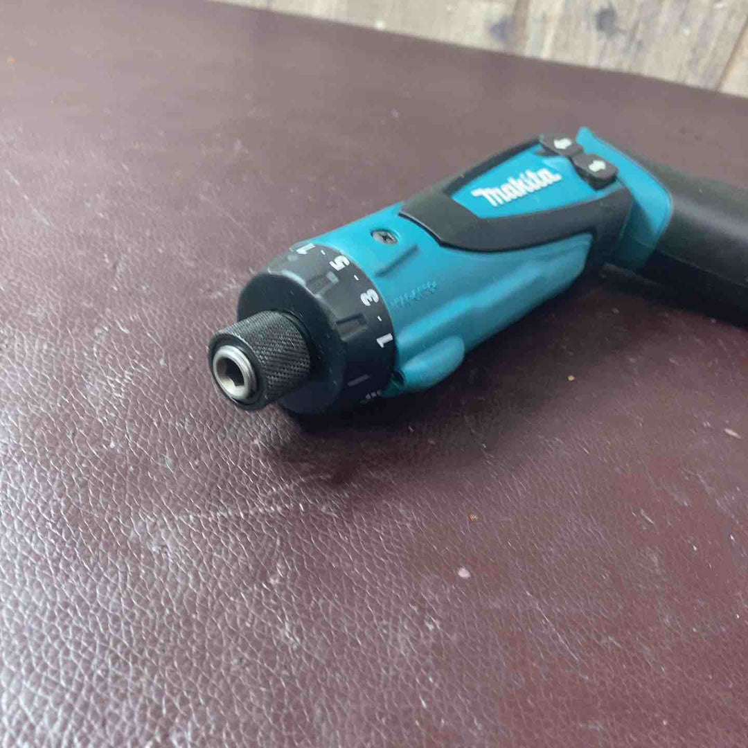 【中古品】マキタ(makita) コードレスペンドライバドリル DF010DS【東大和店】
