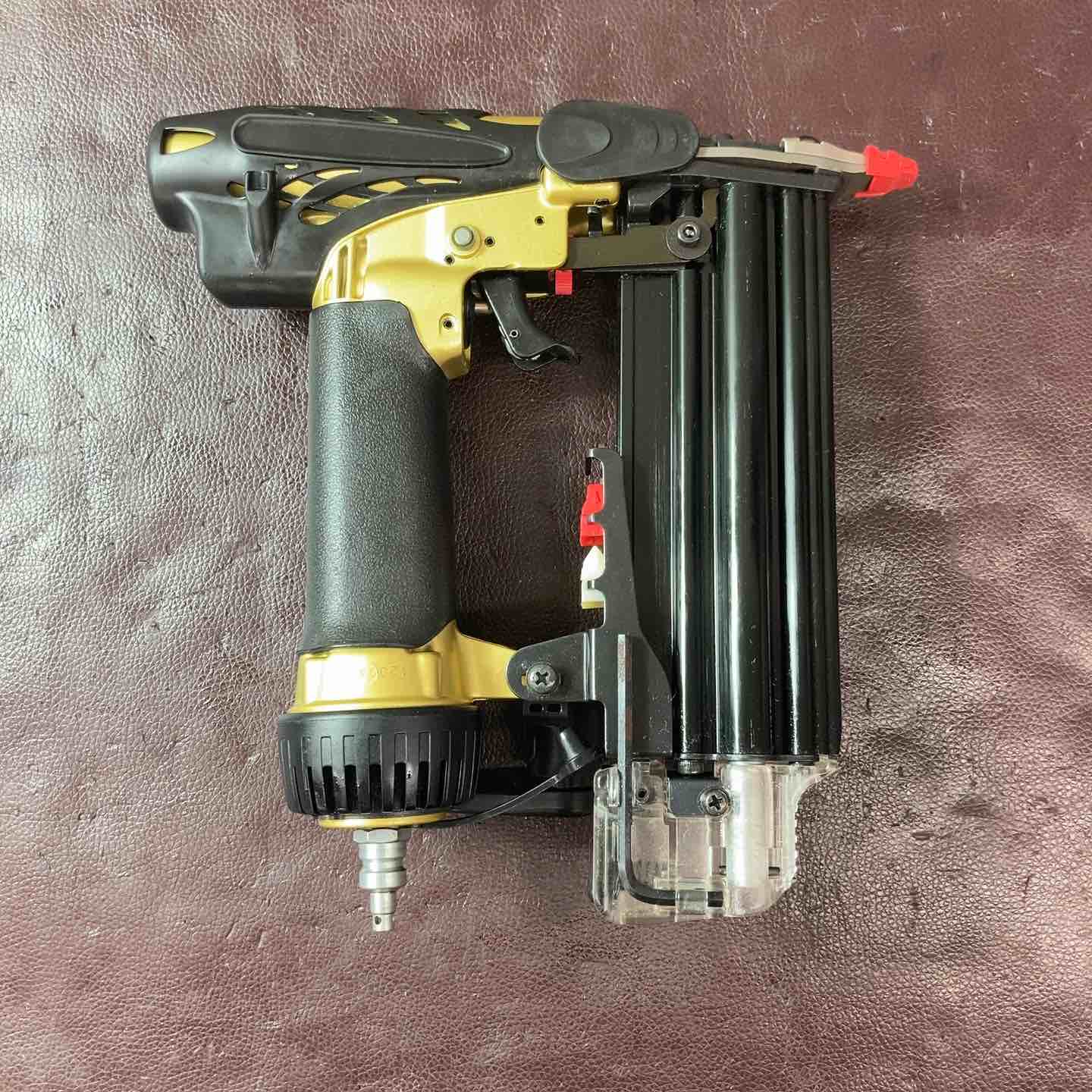 日立工機 HITACHI NT55HM2 高圧仕上釘打機 フィニッシュネイラ【市川行徳店】【店頭取引限定】【中古】管理番号：IT5UF63DNEBQ Amazon | HiKOKI(ハイコーキ) 高圧 エア 仕上釘打機 仕上釘55mm