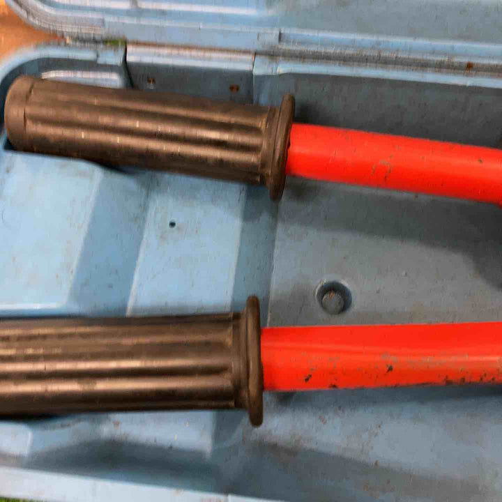 ☆泉精器(IZUMI) 手動油圧式圧着工具 9H-2【町田店】