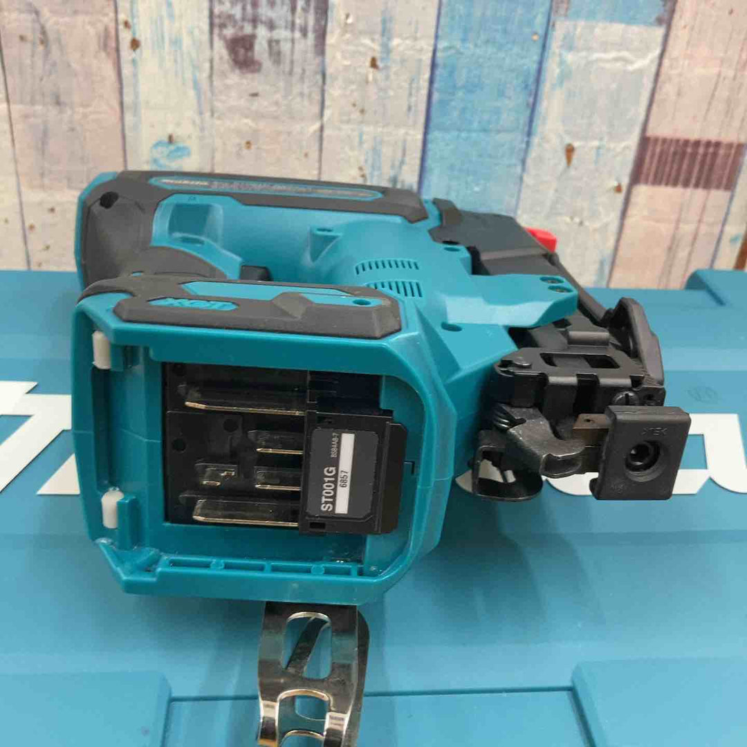 ★マキタ(makita) コードレスタッカー ST001GZK【柏店】