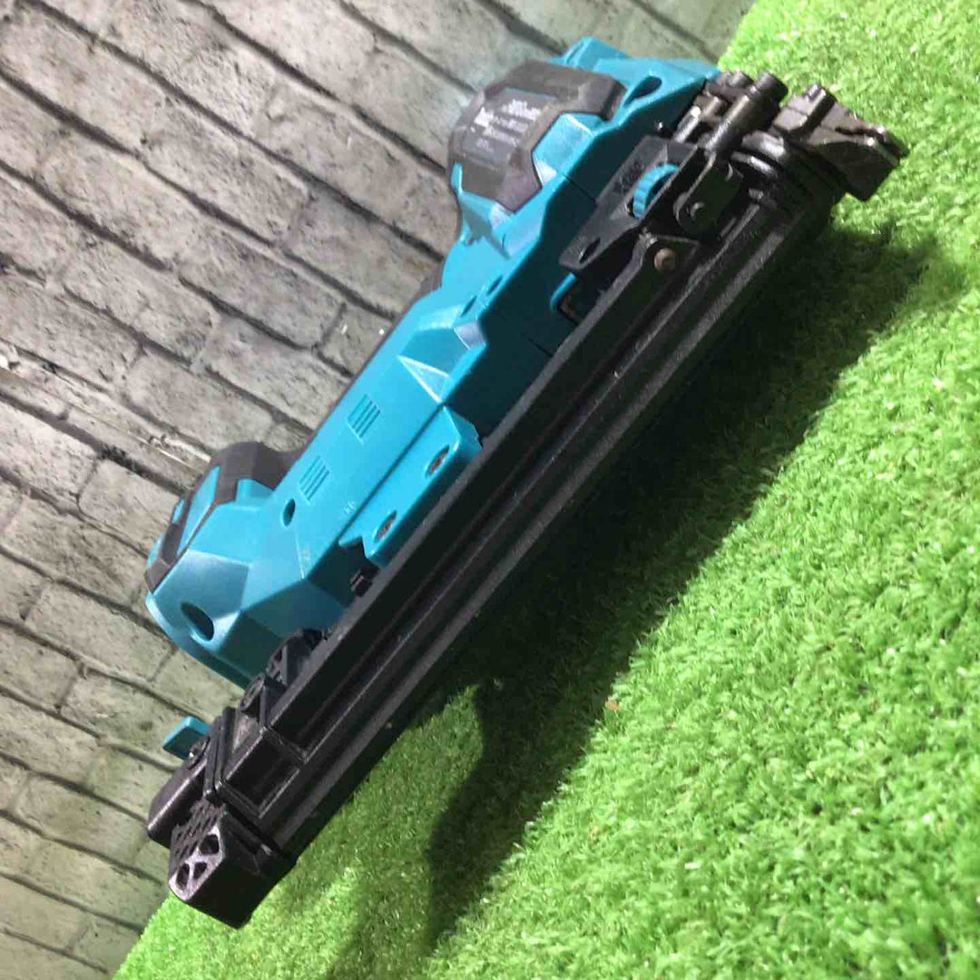 ★マキタ(makita) コードレスフィニッシュネイラ FN001GZK 40V 動作確認済み【川口店】