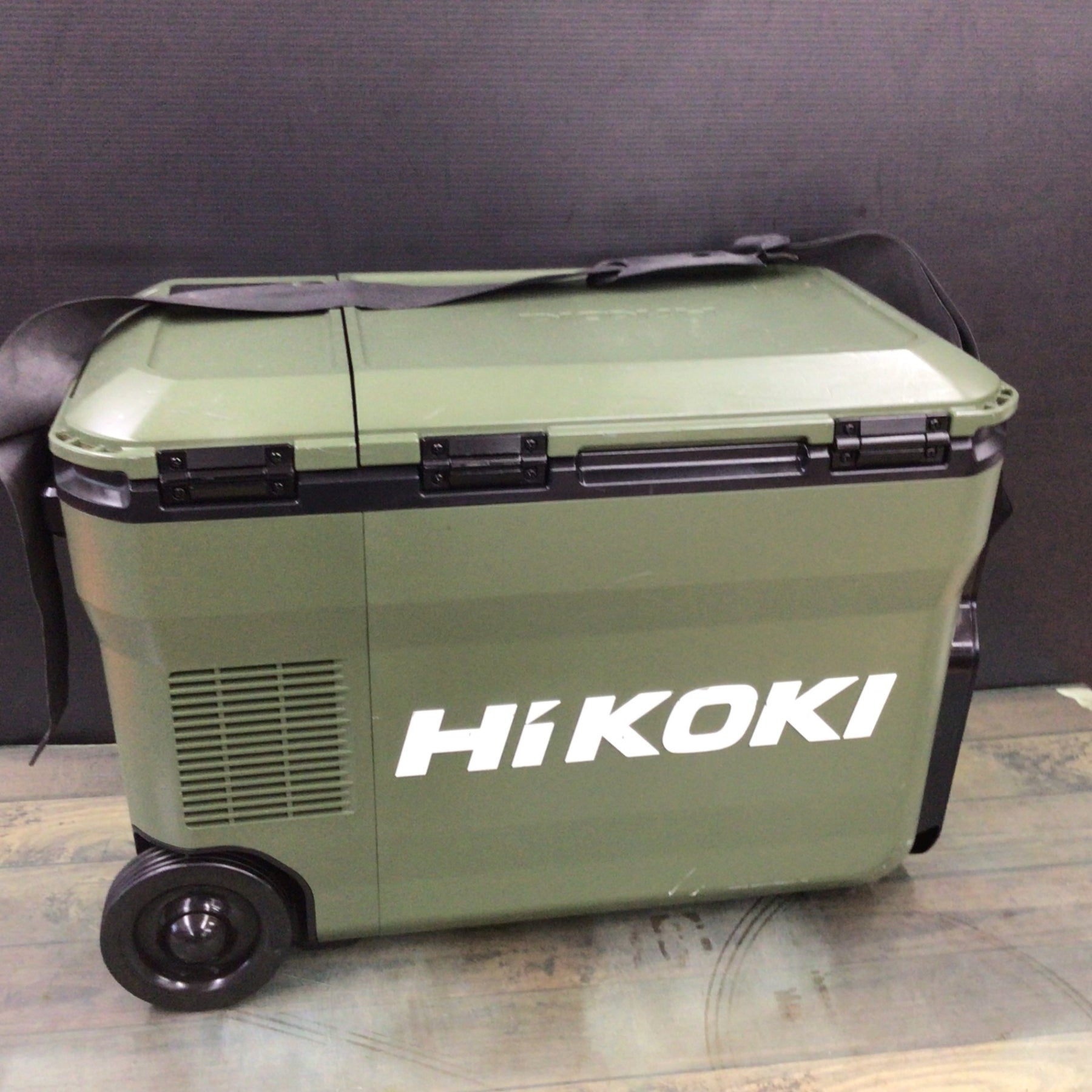 ハイコーキ(HIKOKI ※旧:日立工機) コードレス冷温庫 UL18DB(NMG) 【東大和店】 – アクトツールオンラインショップ