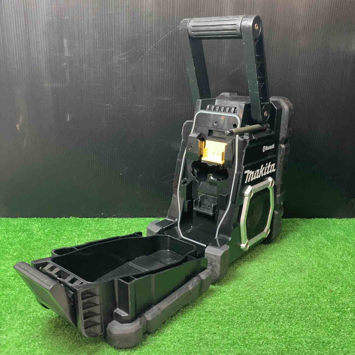 【中古品】★マキタ(makita) コードレスラジオ MR106B ◎本体＋ACアダプター付き！【岩槻店】