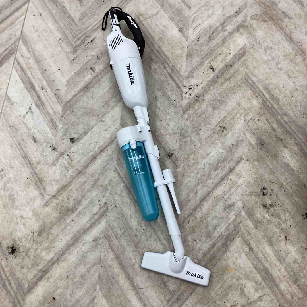 ◇マキタ(makita) コードレスクリーナー CL281FDZCW【越谷店】