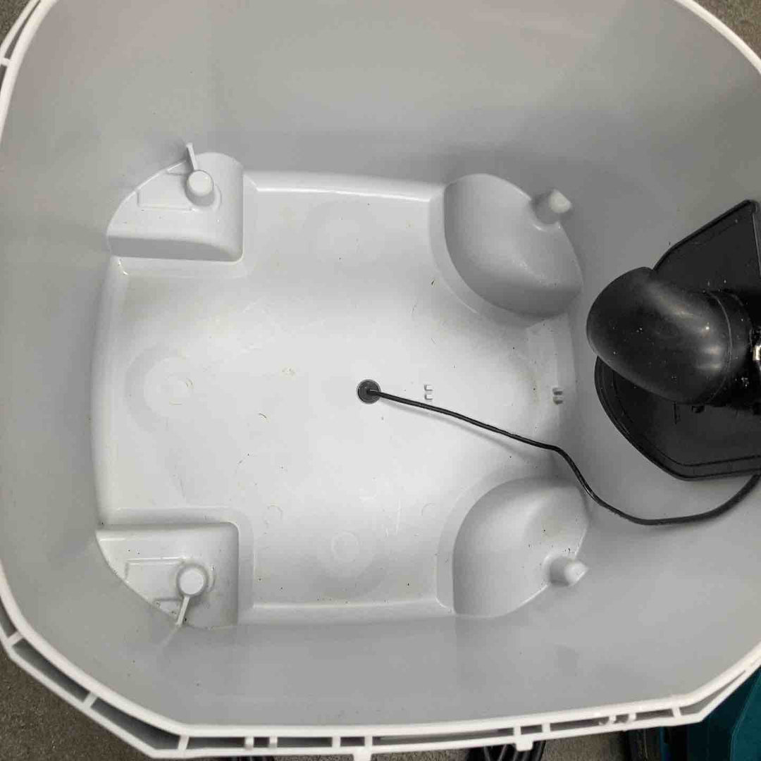 ★マキタ(makita) 15L集じん機(粉じん専用) VC1530【川崎店】