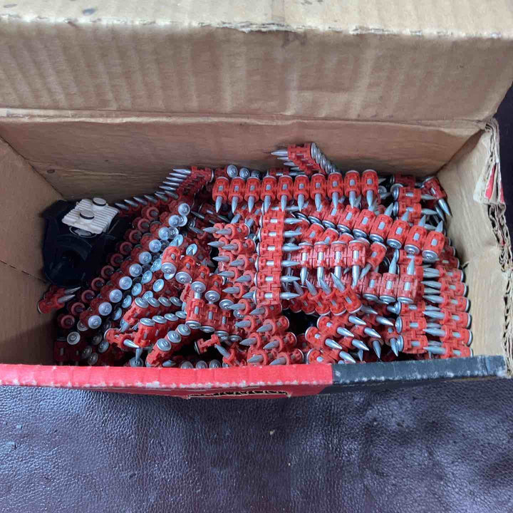 【中古品】ヒルティ(HILTI) ガス式鋲打機 GX100 ガス・ピン付属【東大和店】