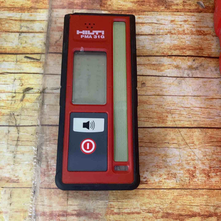◇ヒルティ(HILTI) マルチラインレーザー PM40-MG 墨出し器【川崎店】