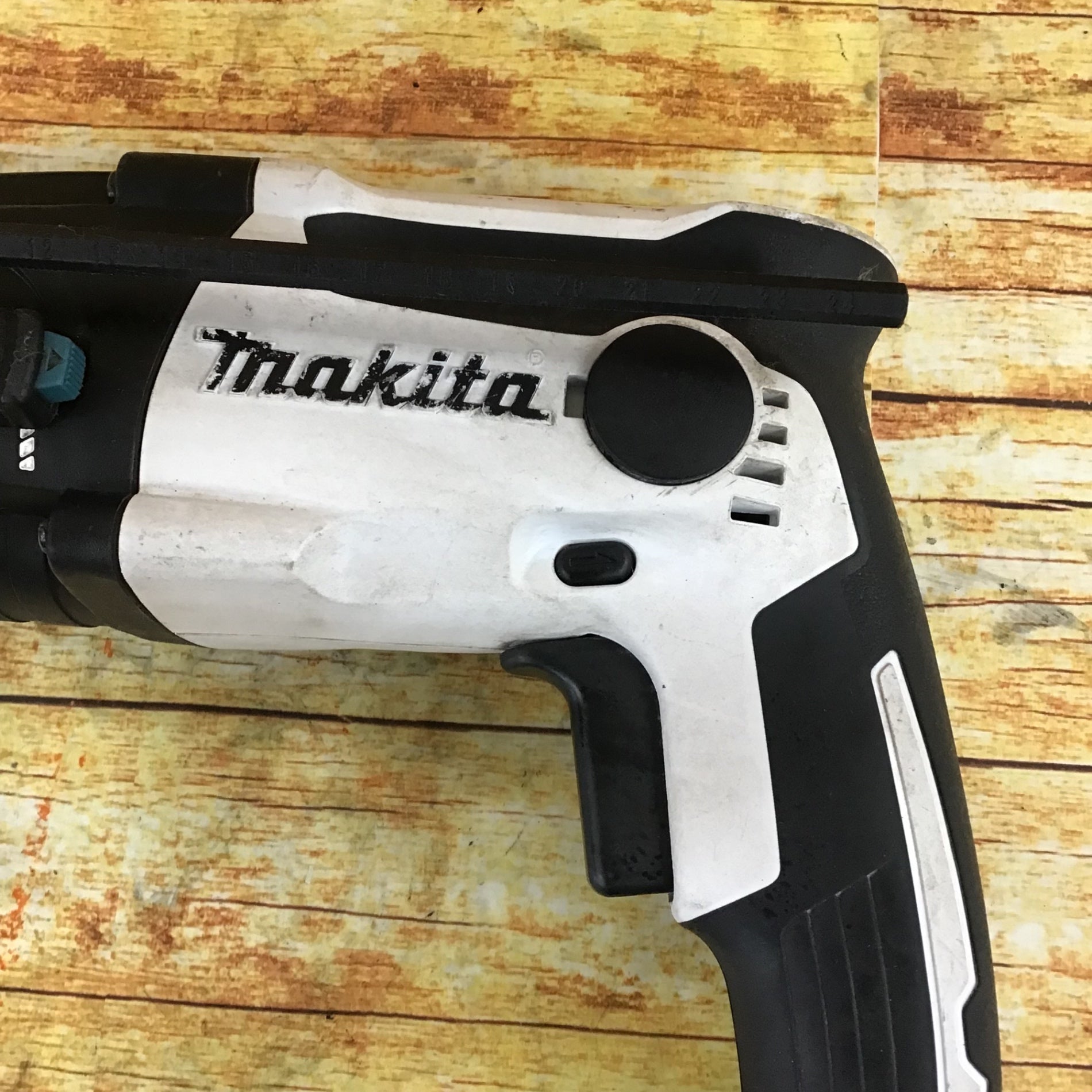 マキタ(makita) コードレスハンマドリル HR165DZKW【川崎店】 – アクト