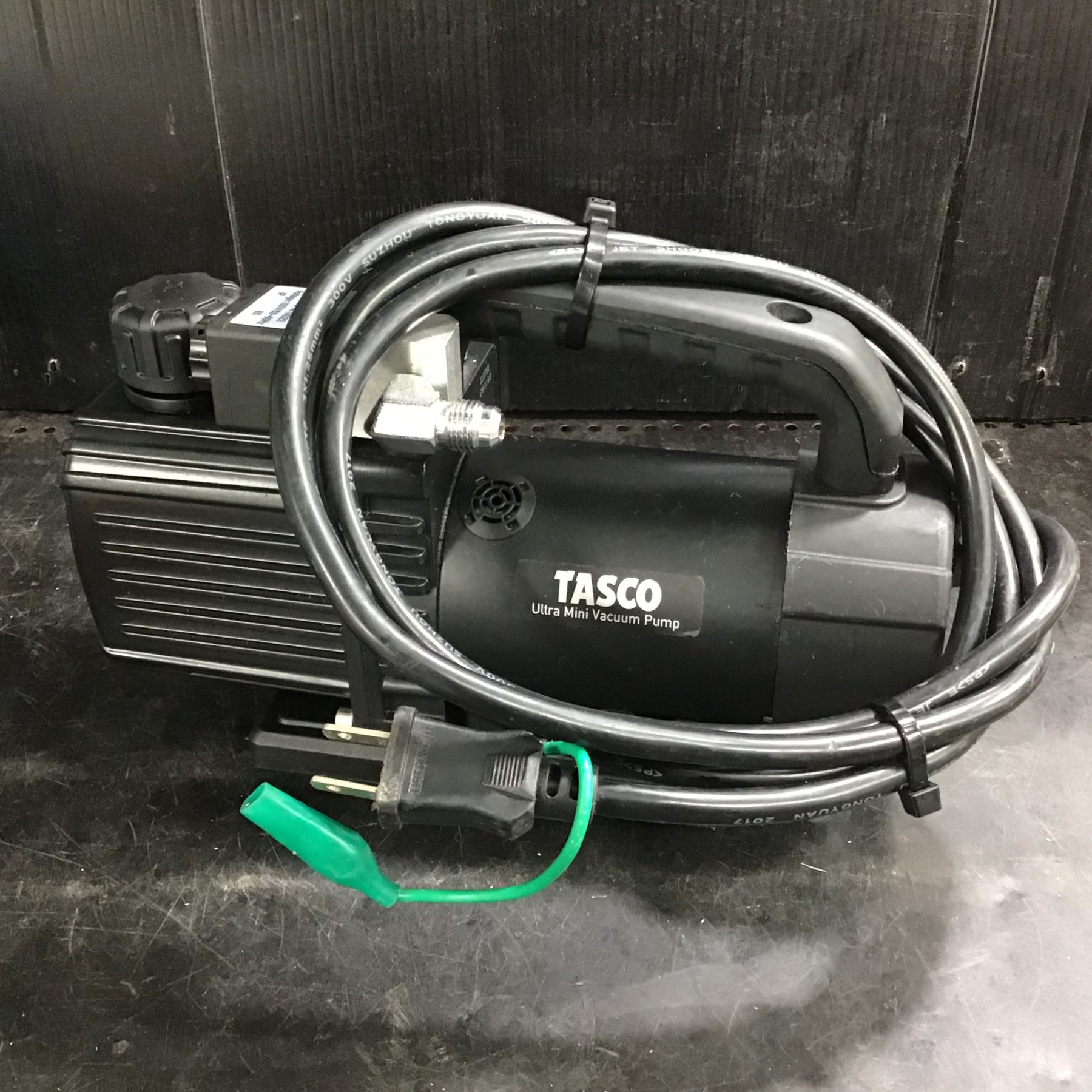 一度だけ使用】TASCO 真空ポンプ 逆止弁付 TA150SW - その他