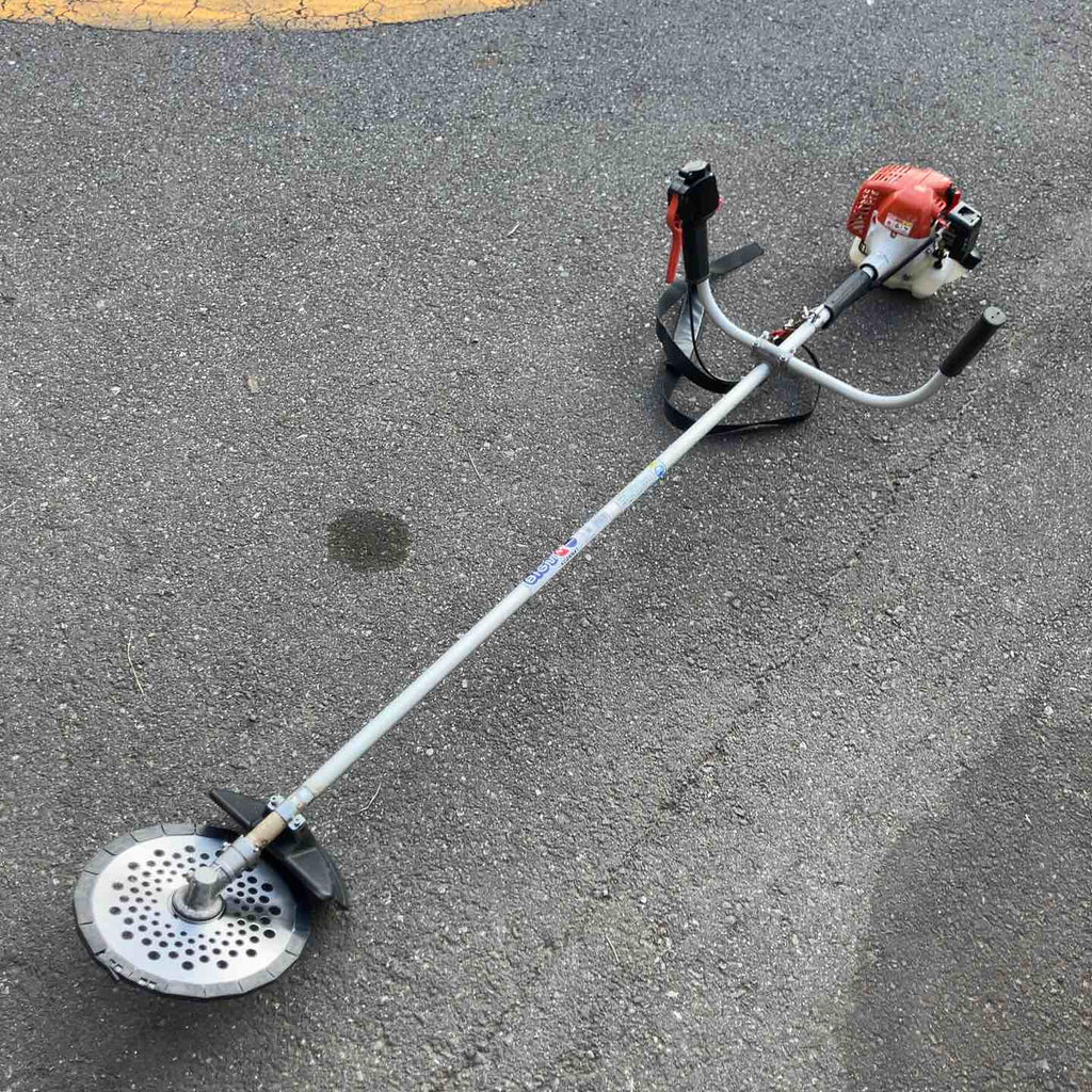 刈払い機☆丸山製作所26cc中古品(送料込み) 丸山製作所 BIG−M エンジン刈払機 排気量26cc KC26NX1