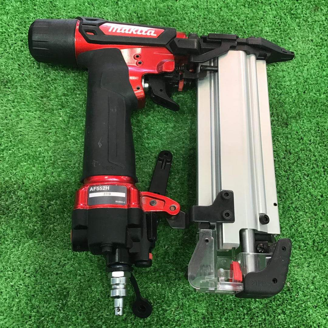 ★マキタ(makita) 高圧フィニッシュネイラ AF552H【草加店】