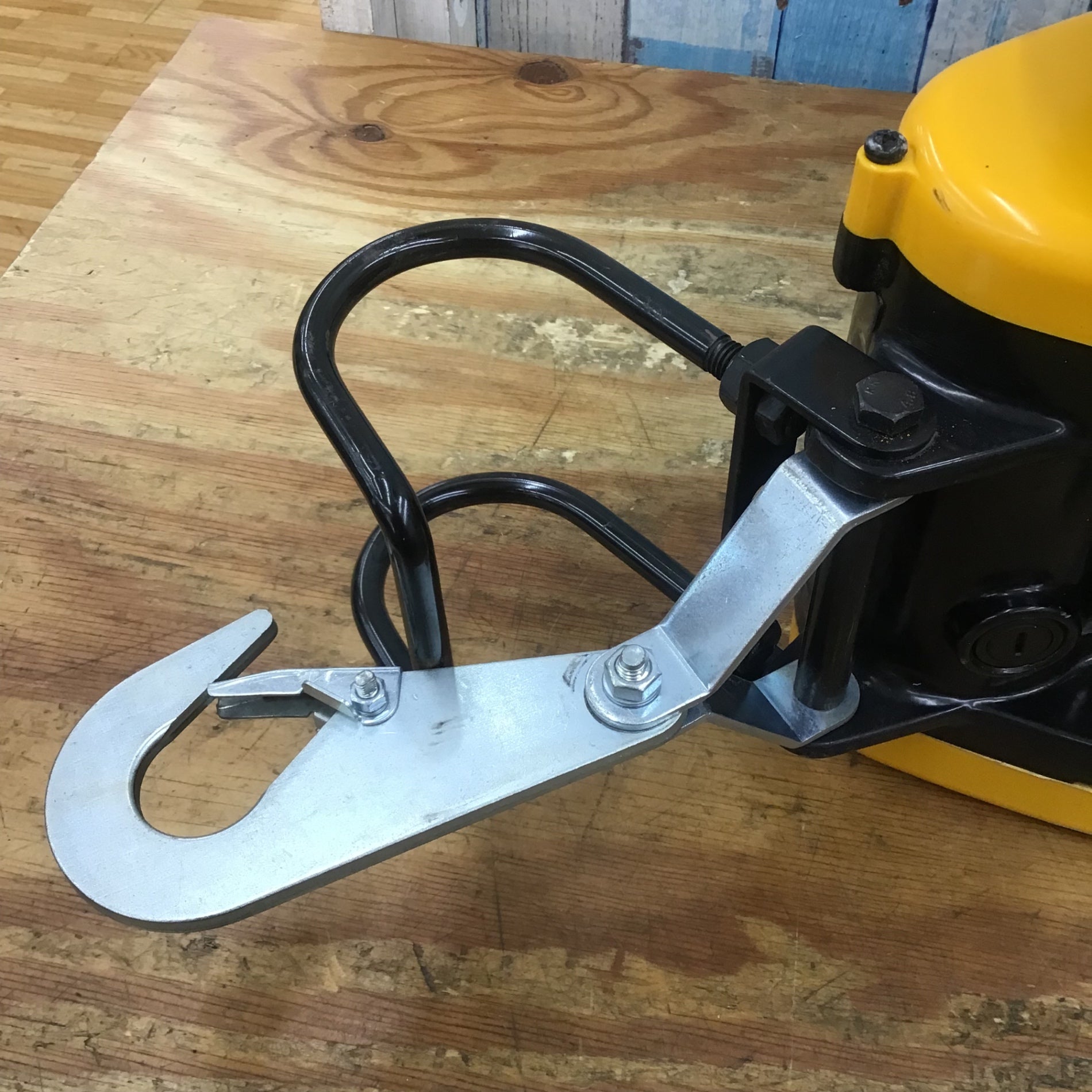 RYOBIウインチ Amazon | リョービ(RYOBI) リモコンウインチ WI-62RC 60kg (ワイヤー径