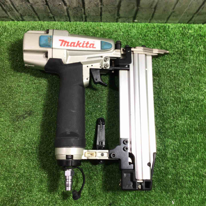 ★マキタ(makita) 常圧フィニッシュネイラ AF502N【川口店】