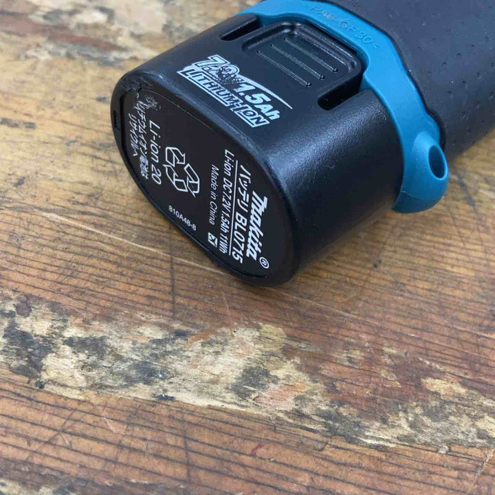 ☆マキタ(makita) コードレスペンインパクトドライバー TD021DZ【柏店】