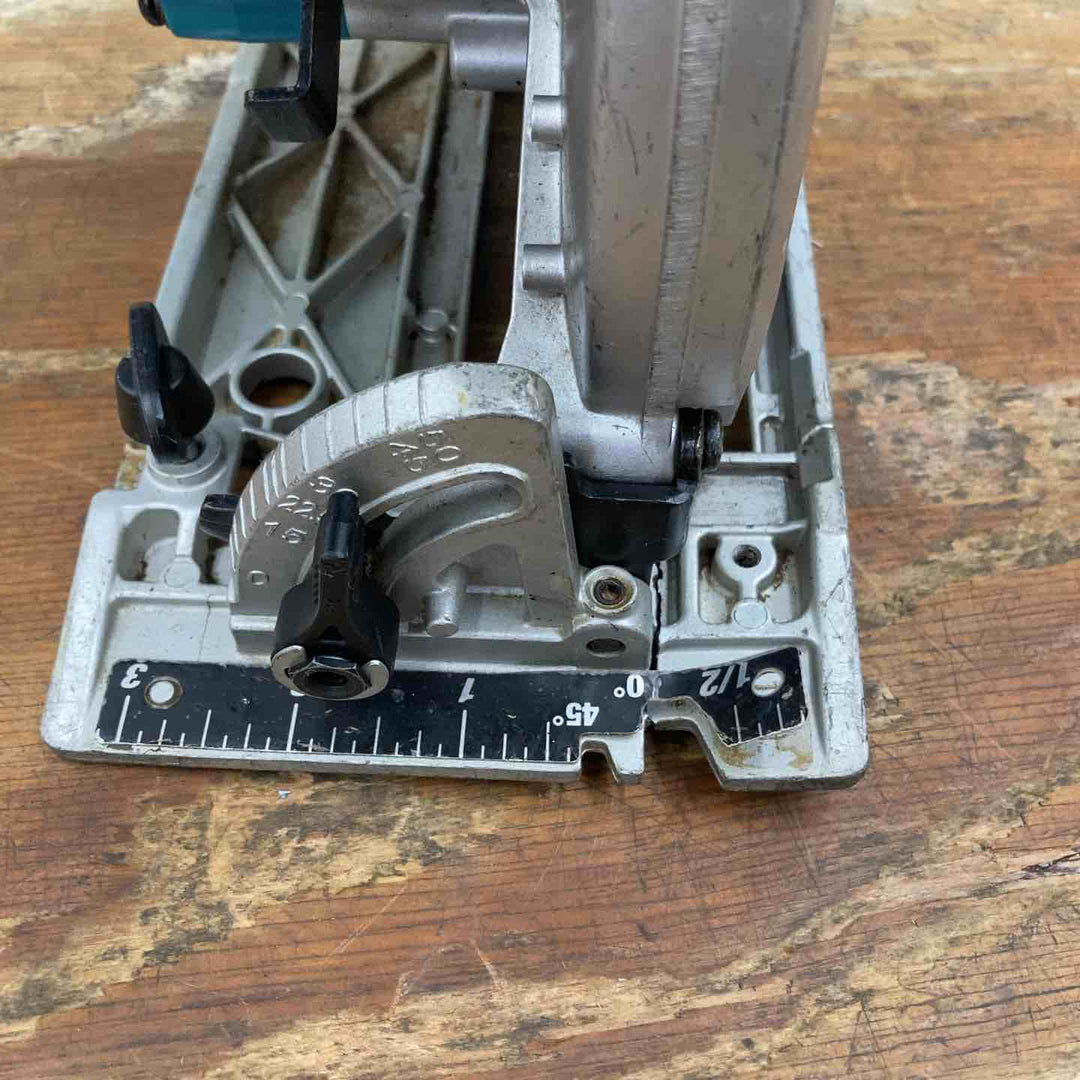 ◇makita/マキタ 18Vコードレス丸ノコ XSS02【柏店】