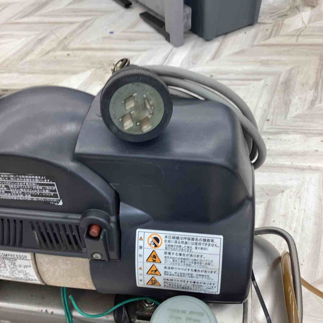 【店頭受取り限定】◇日立スーパーオイルフリーベビコン　0.75LE-8T　三相200V　50/60Hz共用 コンプレッサ【八潮店】