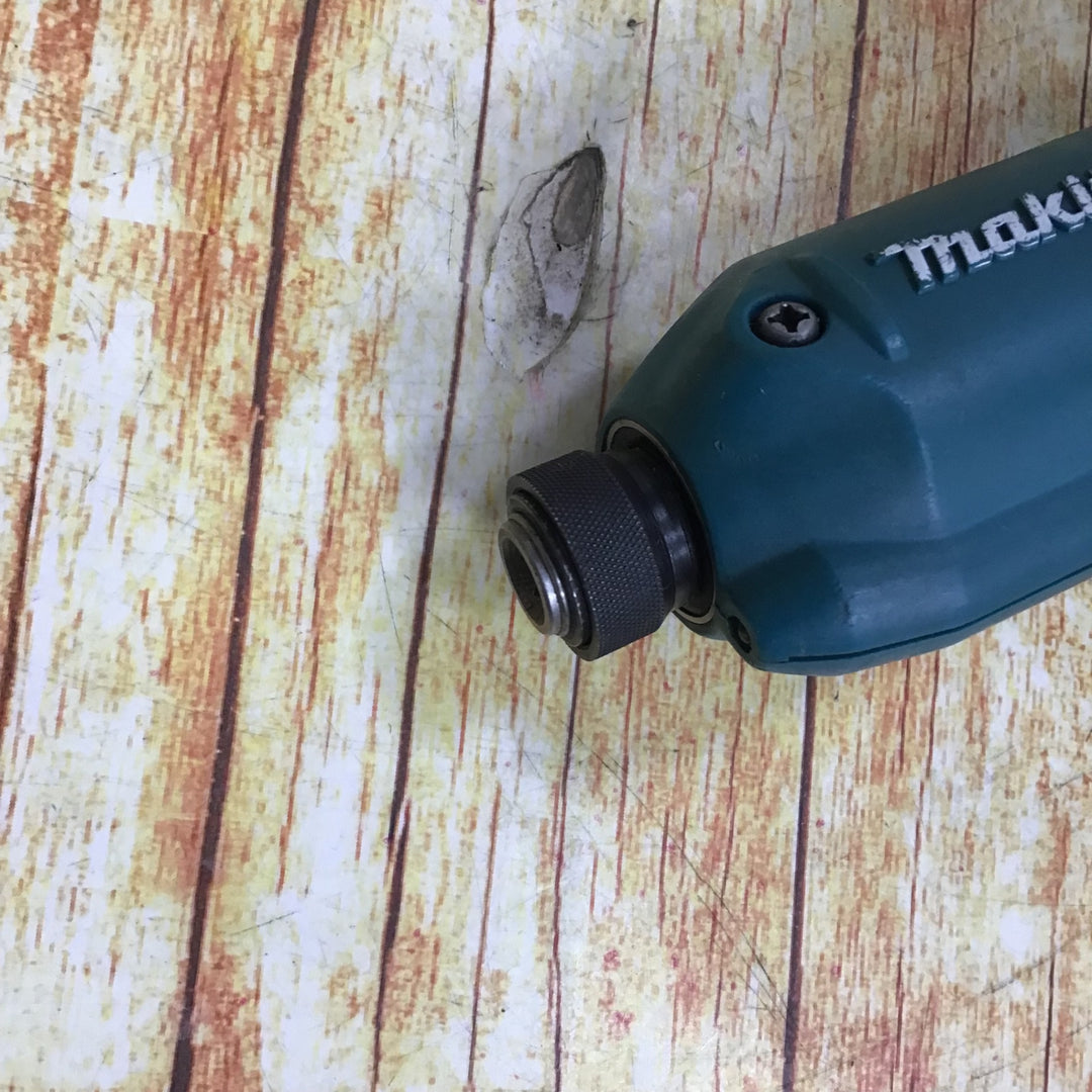 ☆マキタ(makita) コードレスペンインパクトドライバー TD022DZ【川崎店】