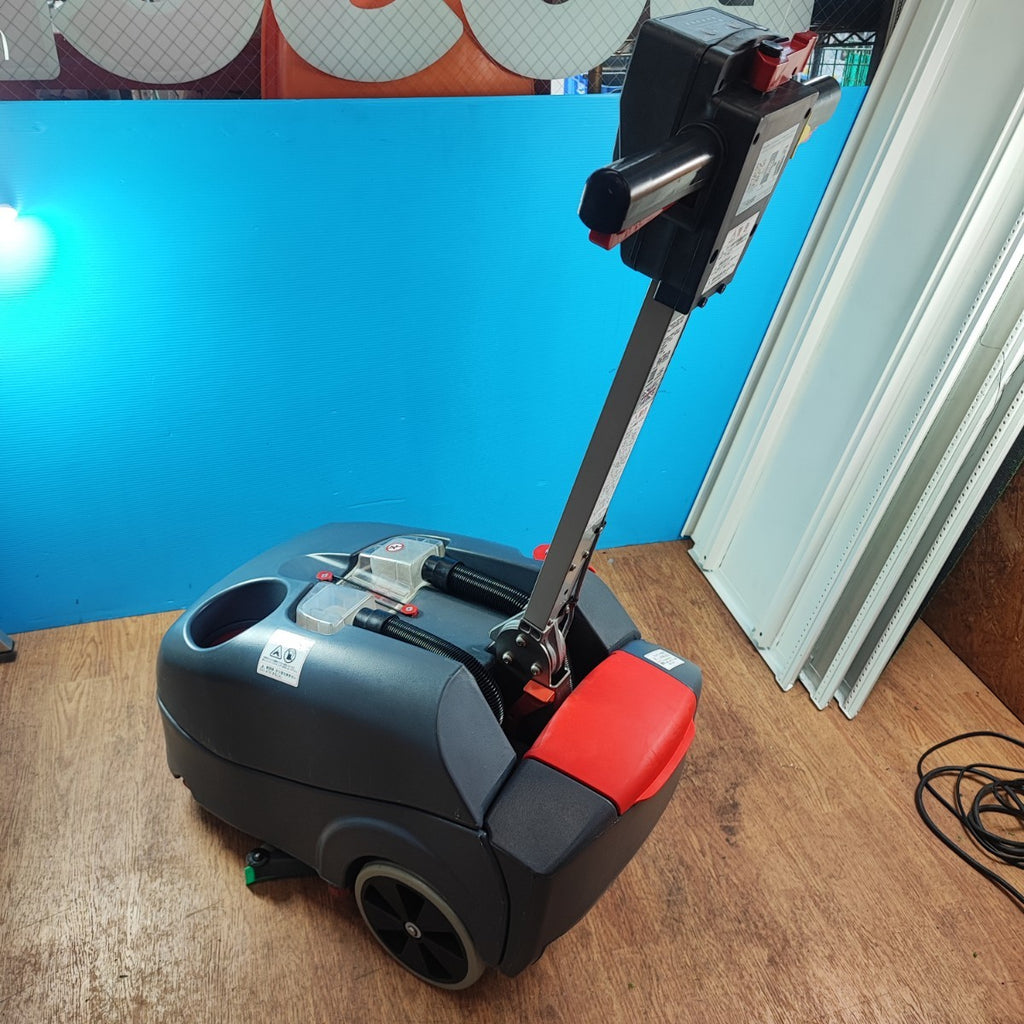 店頭受取り限定】Numatic 自動床洗浄機 TTB1840NX シーバイエス Duel