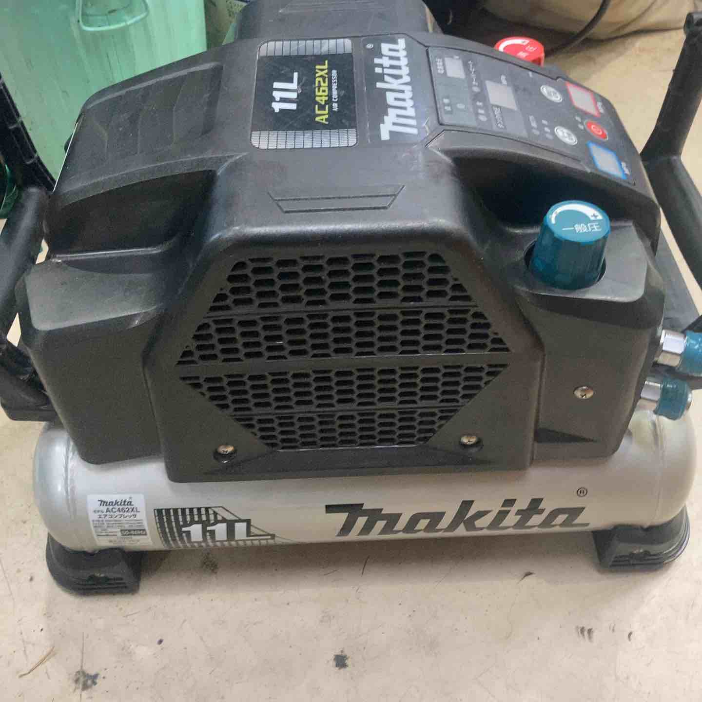 セール 公式 マキタ(Makita) エアコンプレッサ(黒) (50/60Hz 