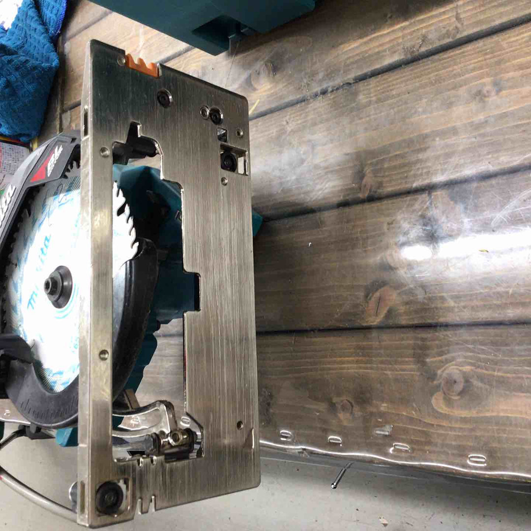 ★マキタ(makita) コードレス丸のこ HS002GRDX【戸田店】
