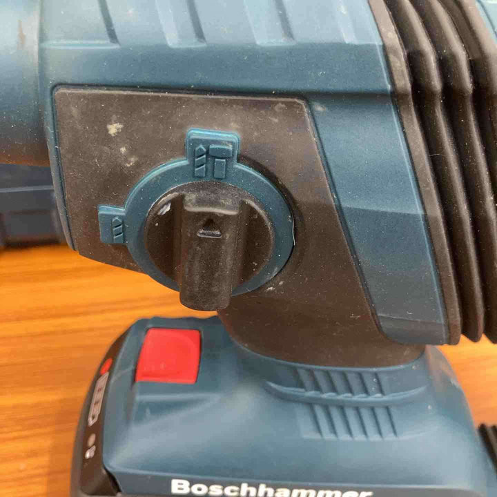 ◇ボッシュ(BOSCH) コードレスハンマドリル GBH36V-LI【八潮店】