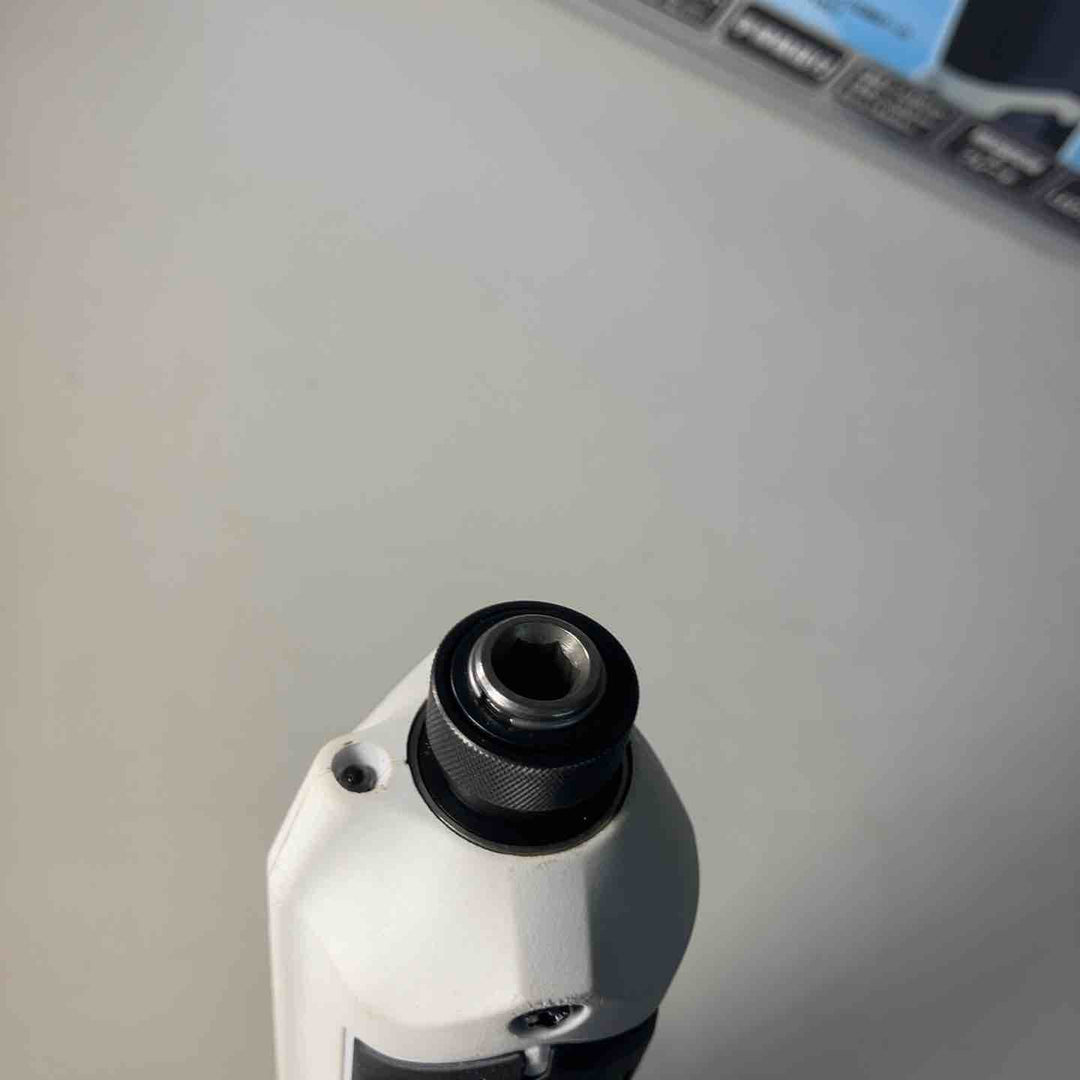 ★マキタ(makita)10.8Vコードレスペンインパクトドライバー TD022DSHXW 純正バッテリ2個付【戸田店】