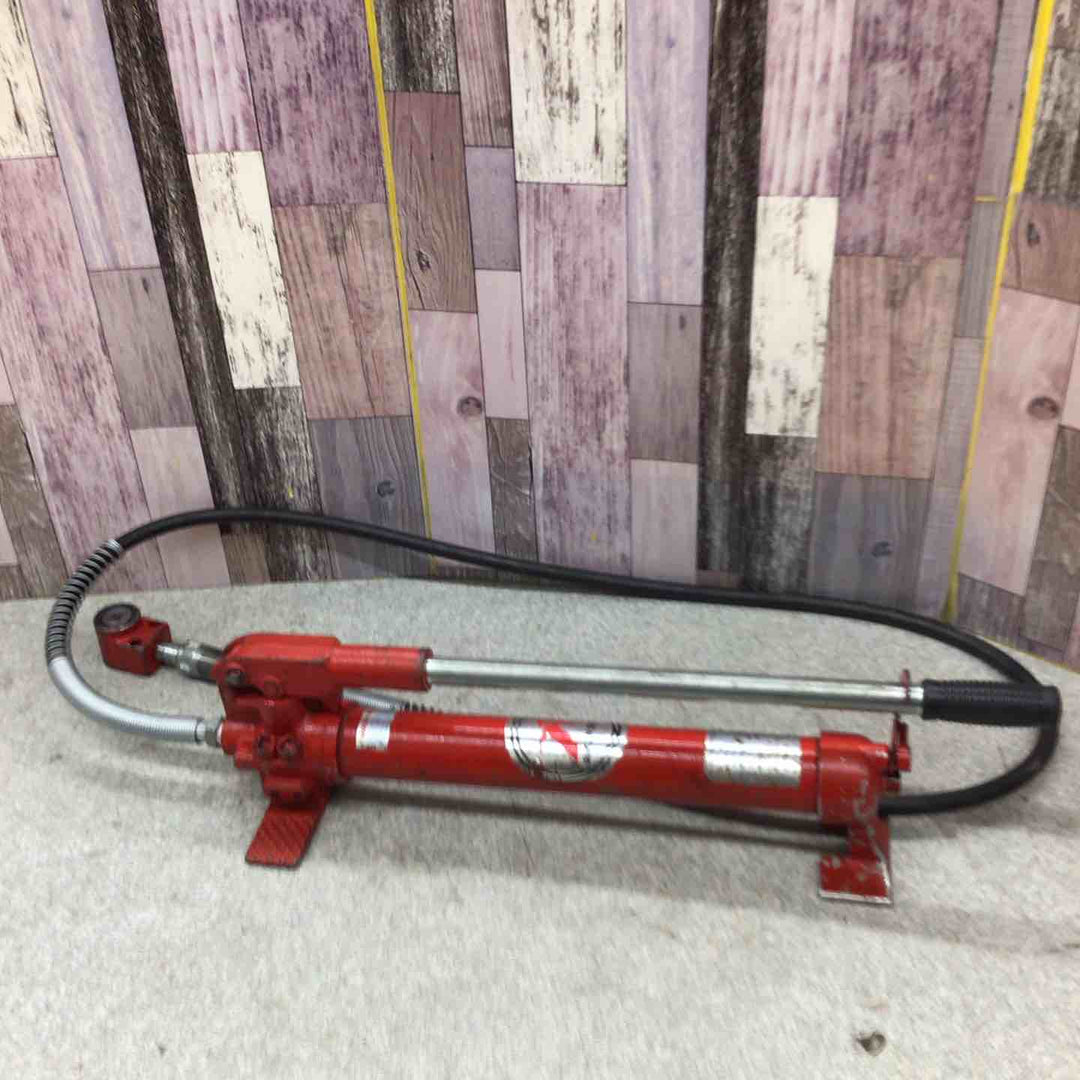 理研 手動油圧ポンプ P-1B　先端S04-15【八潮店】