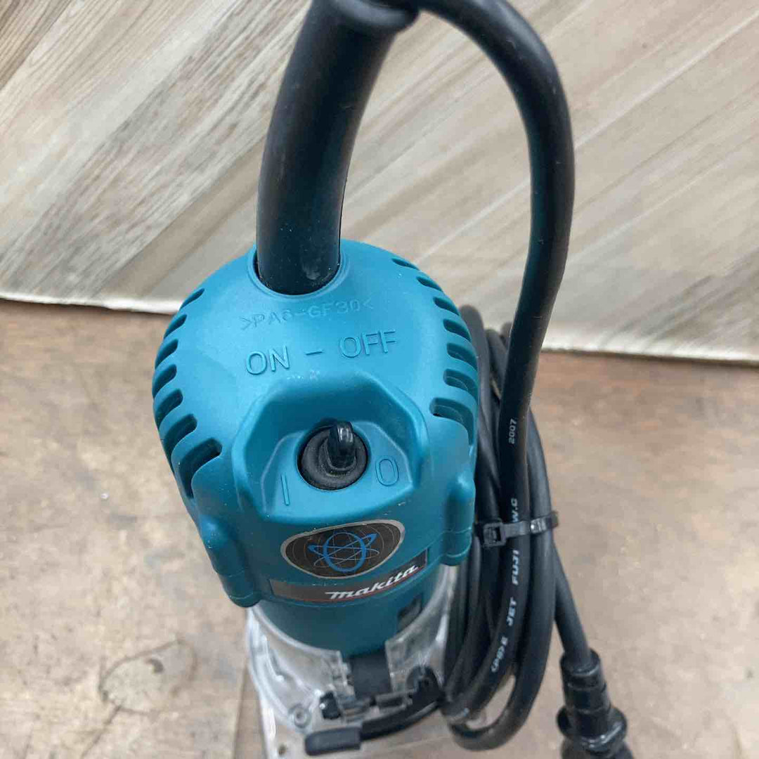 ☆マキタ(makita) 電子トリマ 3707FC【八潮店】