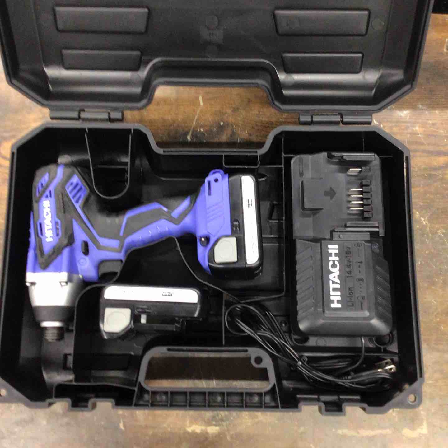 中古品 日立工機 HITACHI 100V 乾式用 105mmカッタ CM4YA 動作 中古品 日立工機 HITACHI 100V 乾式用 105mmカッタ CM4YA 動作