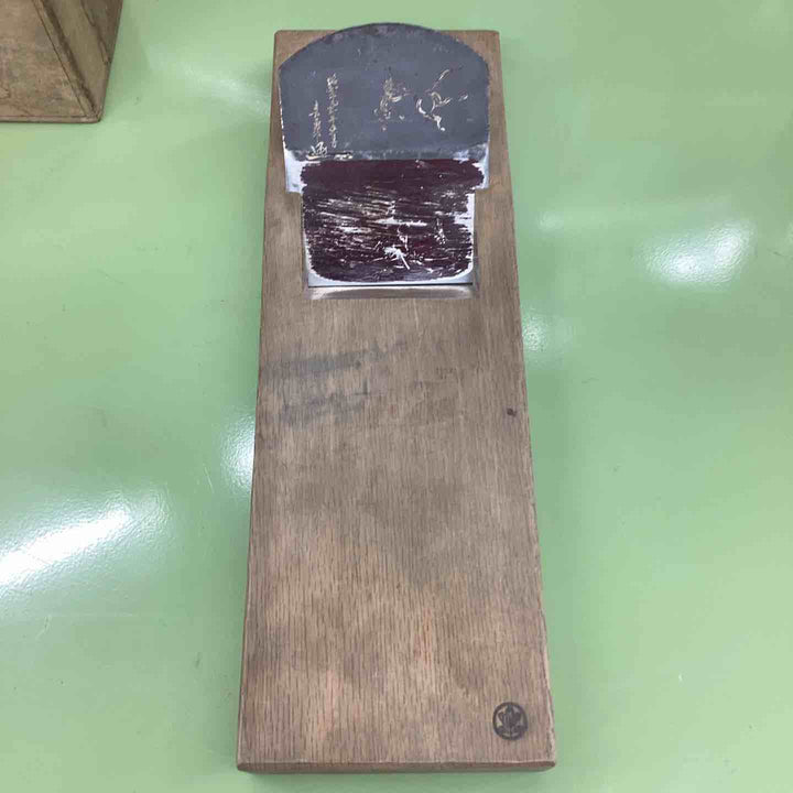 ★稀有品★喜勇作 鉋 鑿 大工道具 木工 職人 プロ 刃幅約104mm  長台カンナ 一枚刃 【越谷店】