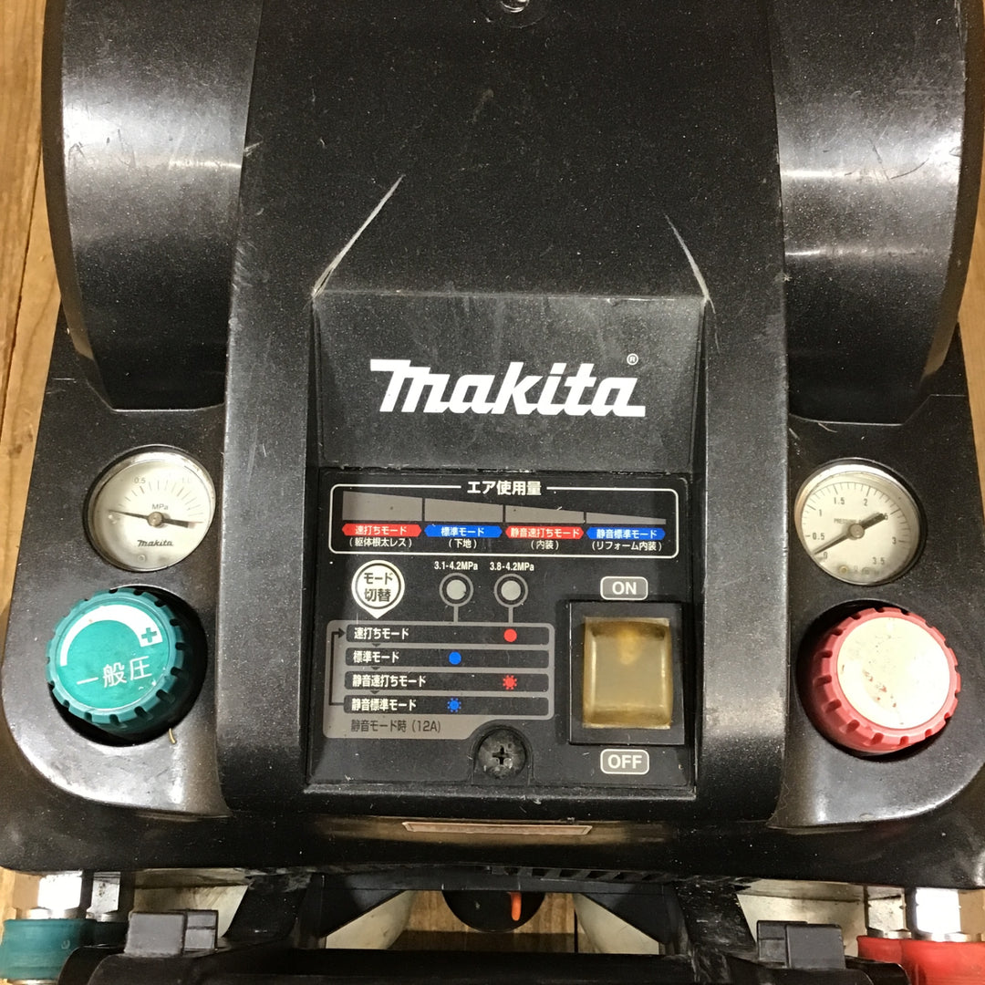 ★現状品　マキタ(makita) エアコンプレッサー AC430XH【所沢店】※詳細必読