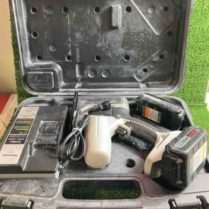 ◇パナソニック(Panasonic) コードレス角穴カッター EZ4543LS2S-B【川崎店】