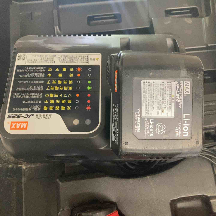 ◇マックス(MAX) コードレスピンネイラ TJ-35P2　充電器、10.8V3Ahバッテリー1つ付属【戸田店】