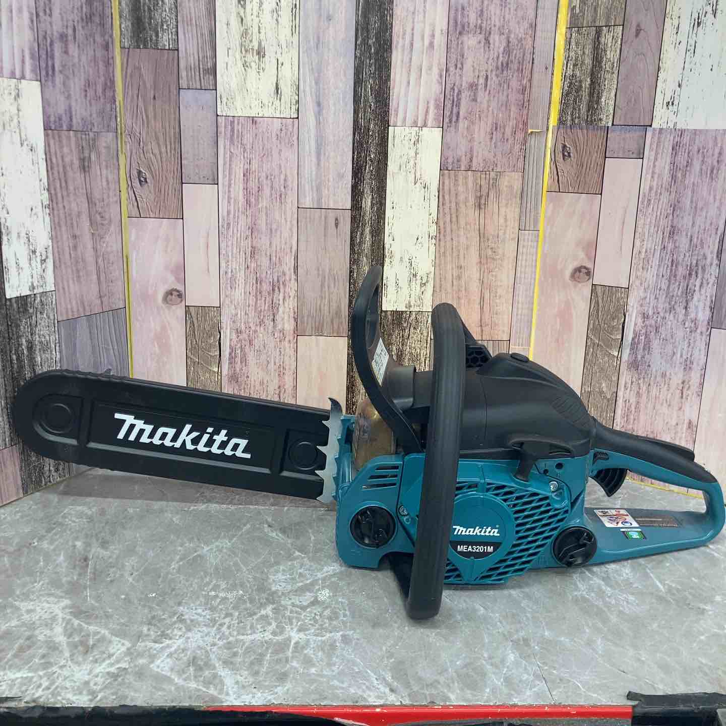 中古品 美品】☆マキタ makita 350mm エンジンチェンソー MEA3201M