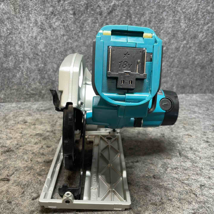 マキタ(makita) 18Vコードレス丸ノコ XSS02 輸入品【桶川店】