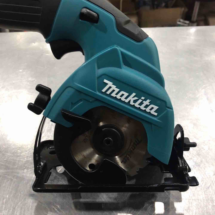 ★マキタ(makita) コードレスマルノコ HS301DSH【川口店】